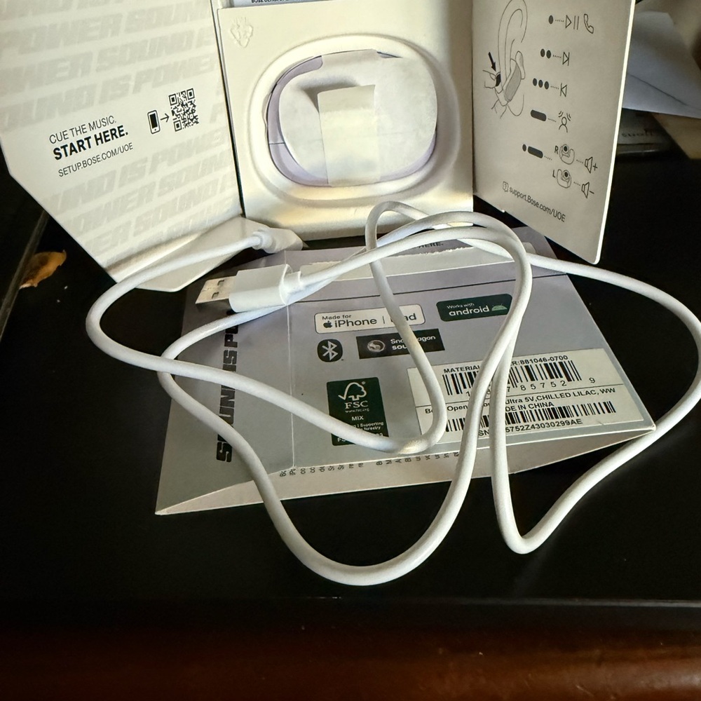 Bose Ultra Open Earbuds in Chilled Lilac - Picture 2 of 6
